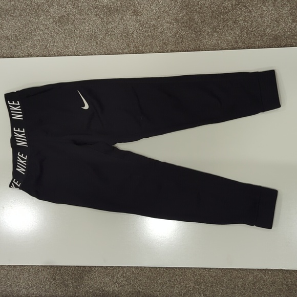 Nike Dri-Fit Leggings - Picture 3 of 10